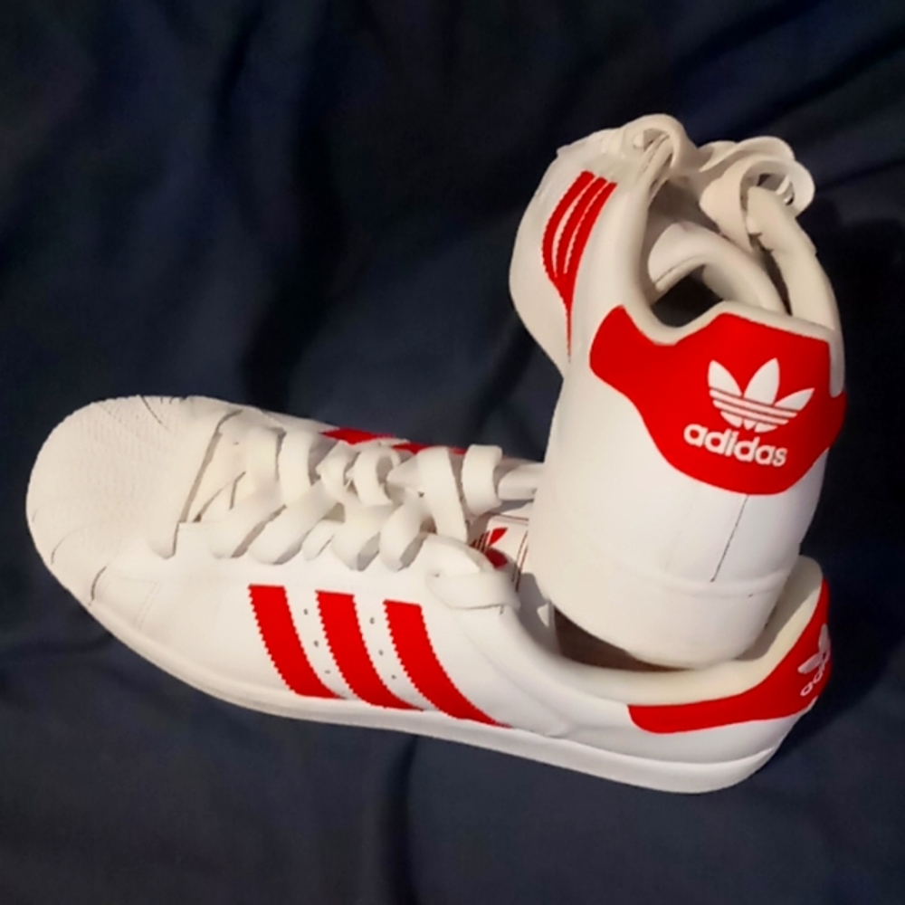 Adidas men tennis shoes